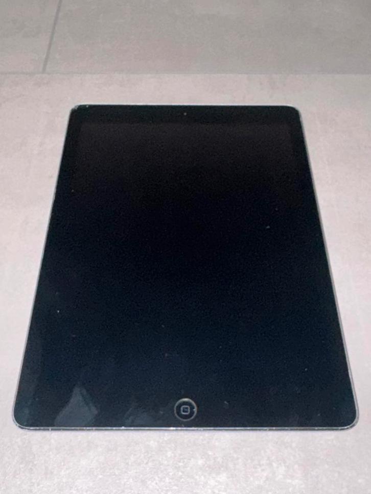Ipad 6, Computers en Software, Apple iPads, Zo goed als nieuw, Apple iPad, 10 inch, 32 GB, Ophalen of Verzenden