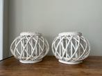 Witte rotan lantaarns (set van 2), Huis en Inrichting, Woonaccessoires | Kandelaars en Kaarsen, Overige materialen, Wit, Ophalen of Verzenden