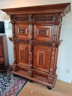 Antieke Eikenhouten Kast met Snijwerk 2 delig, Antiek en Kunst, Antiek | Meubels | Kasten, Ophalen