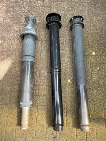 Dakdoorvoer 3x / schoorsteen beschikbaar voor biedingen