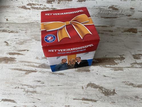 ik hou van holland het verjaardagsspel [s417], Hobby en Vrije tijd, Gezelschapsspellen | Bordspellen, Zo goed als nieuw, Ophalen of Verzenden