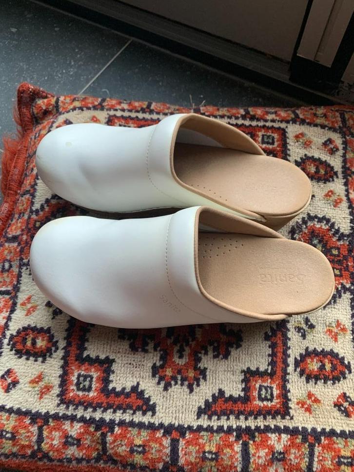 Sanita witte (werk)klompen, Kleding | Dames, Schoenen, Zo goed als nieuw, Werkschoenen, Wit, Ophalen of Verzenden