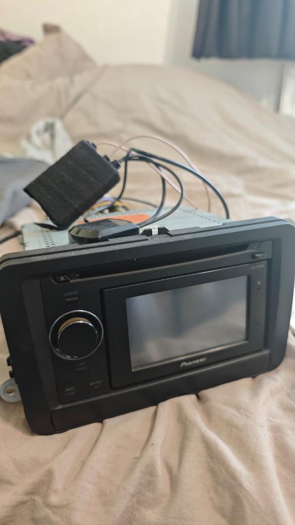 Pioneer AVIC-F320BT / F3210BT Navigatie & Multimedia Systeem, Auto diversen, Autoradio's, Zo goed als nieuw, Ophalen of Verzenden