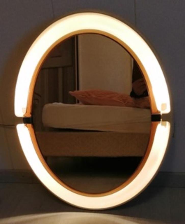 Vintage ovale Allibert spiegel met verlichting uit jaren 70, Huis en Inrichting, Woonaccessoires | Spiegels, Gebruikt, 50 tot 75 cm