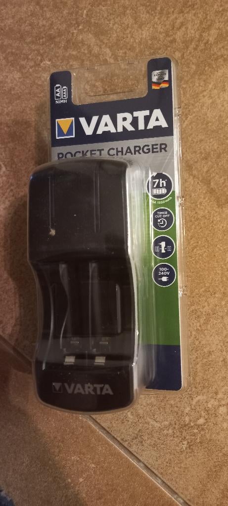 Varta pocket charger (batterij oplader- nieuw), Ophalen of Verzenden, Nieuw