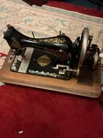 Antieke naainachine, Ophalen of Verzenden