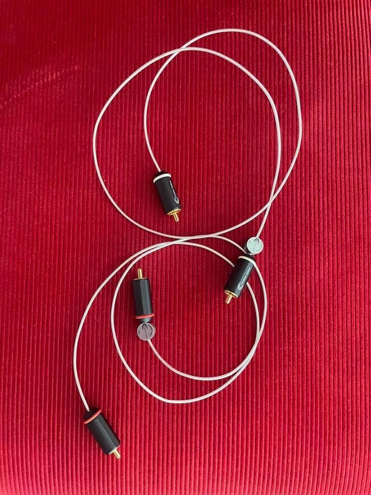 Crystal Cable Connect Micro Zilver Kabel - 0,75m, Audio, Tv en Foto, Audiokabels en Televisiekabels, Zo goed als nieuw, Interlink-kabel