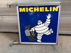Michelin dubbelzijdige uithanger met Bibendum geen emaille, Antiek en Kunst, Ophalen