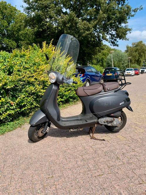 BTC Riva, Fietsen en Brommers, Snorfietsen en Snorscooters, Gebruikt, Overige merken, Benzine, Ophalen of Verzenden