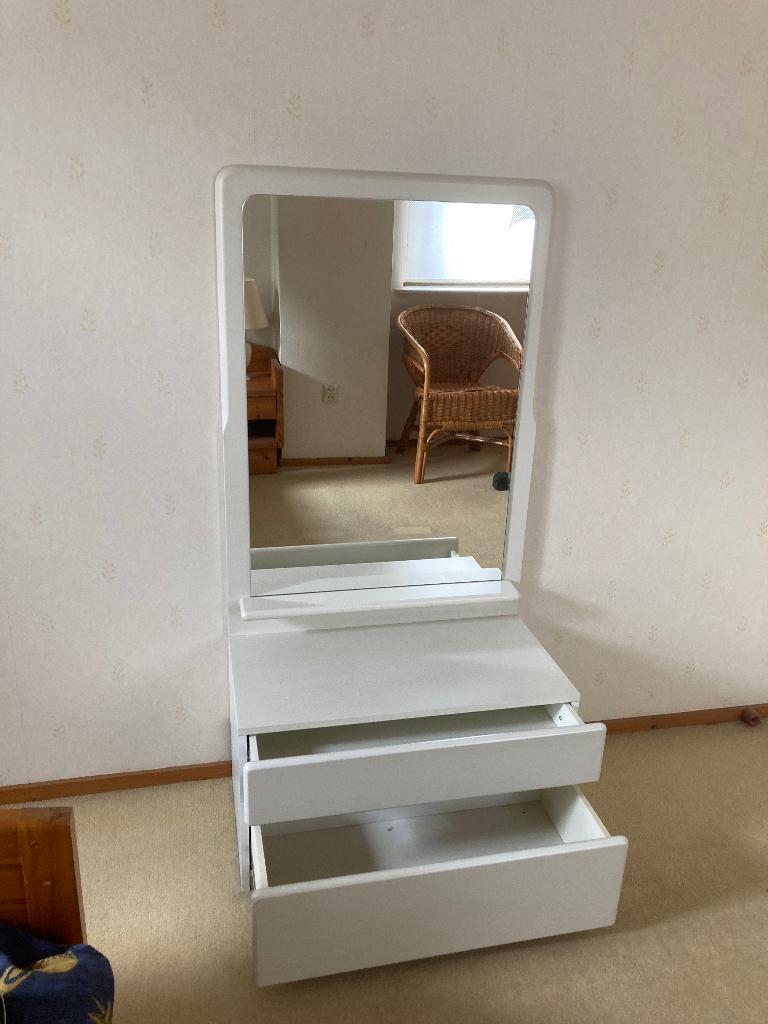 Kastje met spiegel, Huis en Inrichting, Kasten | Dressoirs, Ophalen, Gebruikt, 50 tot 100 cm, Met lade(s)