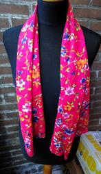Rood met kleur bloemen sjaaltje 33 x 123 cm, Kleding | Dames, Mutsen, Sjaals en Handschoenen, Verzenden, Gedragen, Sjaal
