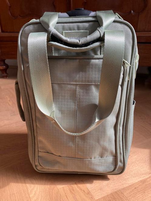 Cabin Max trolley lichtgroen, Sieraden, Tassen en Uiterlijk, Koffers, Zo goed als nieuw, Zacht kunststof, Minder dan 50 cm, Minder dan 35 cm