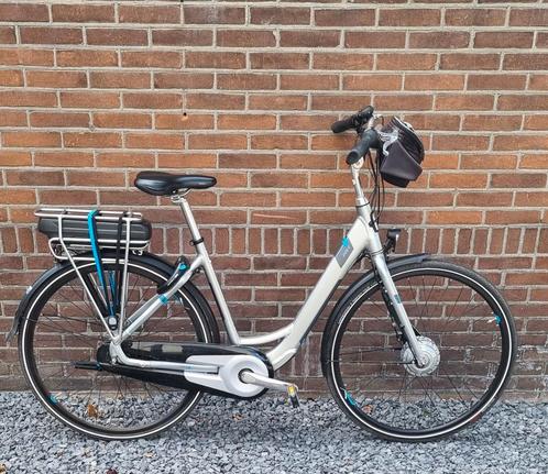 Te koop aangeboden elektrische fiets Giant Ease-E 2-accus, Fietsen en Brommers, Elektrische fietsen, Zo goed als nieuw, Giant