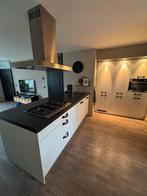 Grote keuken met schiereiland, Ophalen, Gebruikt, Wit, Overige typen