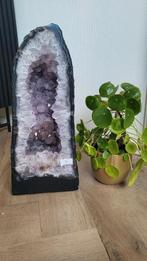 Prachtige unieke amethist geode Brazilië 53 cm KORTING, Ophalen, Mineraal