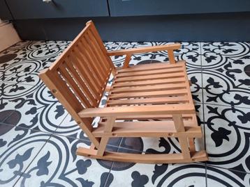 Houten poppen schommelstoel (handgemaakt) beschikbaar voor biedingen