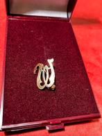 Monogram-broche W / M – 14k goud - met veiligheidssluiting, Verzenden, Minder dan 4 cm, Zo goed als nieuw, Goud