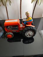 Blikken tractor.  Modern toys Japan,  opknapper, Ophalen of Verzenden