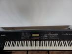 Synthesizer yamaha s90 ES met standaard, pedaal en kruk, Muziek en Instrumenten, Keyboards, 61 toetsen, Met standaard, Gebruikt