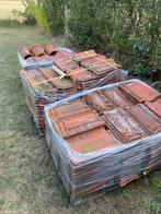 Partij Rode Dakpannen + Nokpannen, Doe-het-zelf en Verbouw, Dakpannen en Dakbedekking, Ophalen, Gebruikt, Steen of Klei, 5 tot 10 m²