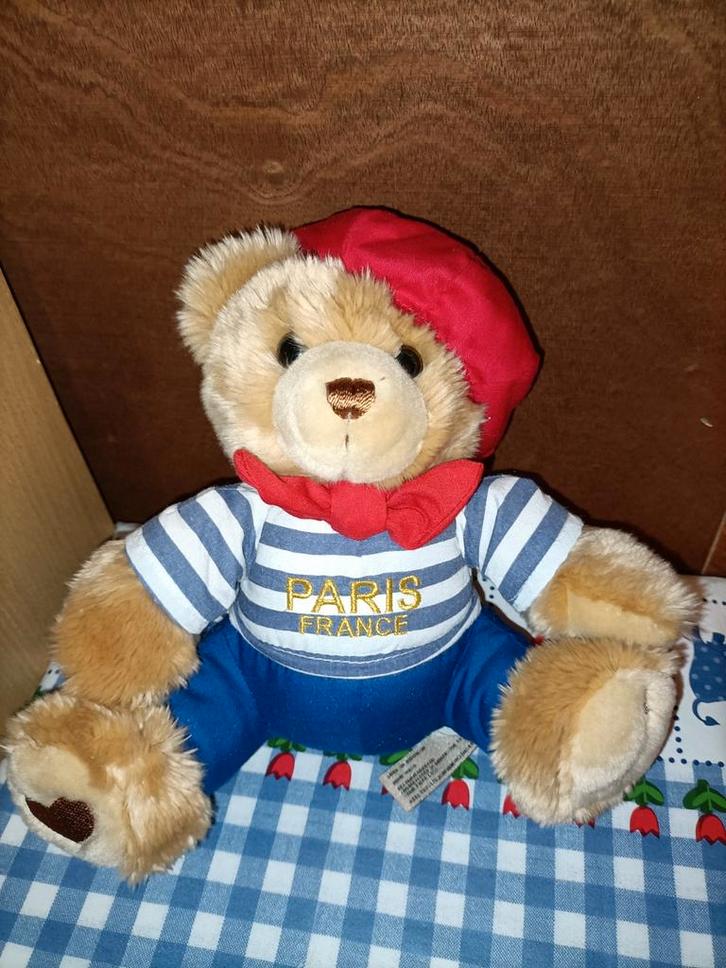 Franse beer knuffel Paris France met Eiffeltoren op voet, Kinderen en Baby's, Speelgoed | Knuffels en Pluche, Beer, Ophalen of Verzenden