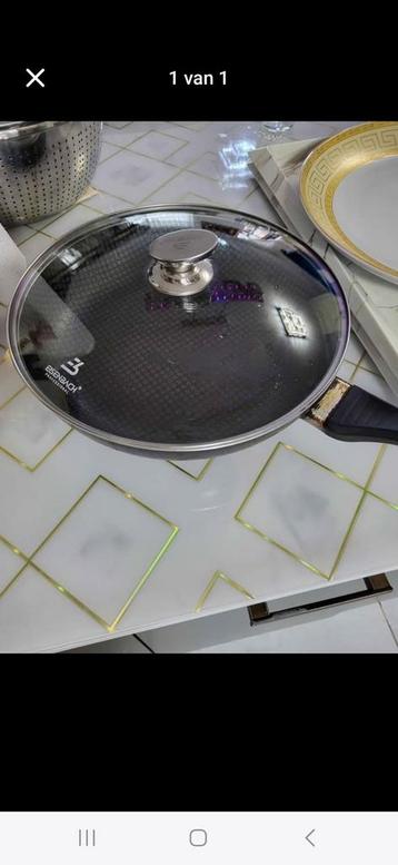 zware pan met deksel