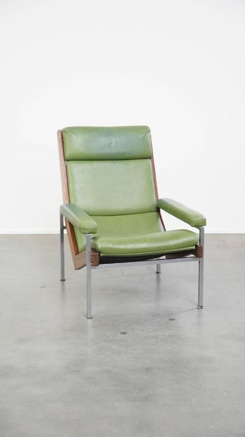 Groene rundleren vintage design fauteuil model Lotus 1611, Huis en Inrichting, Fauteuils, Gebruikt, Hout, Leer, Metaal, 50 tot 75 cm