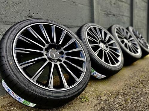 Mercedes A B C CLA velgen 18 inch met all-season banden, Auto-onderdelen, Banden en Velgen, Banden en Velgen, Zomerbanden, 18 inch