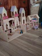 Houten Poppenhuis Kasteel met Meubels, Kinderen en Baby's, Speelgoed | Poppenhuizen, Ophalen of Verzenden, Gebruikt, Poppenhuis