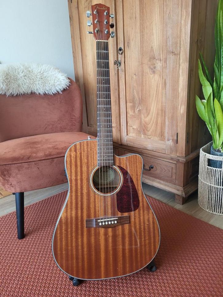 Fender Semi- Acoustische Western Gitaar CD-60SCE, Muziek en Instrumenten, Snaarinstrumenten | Gitaren | Akoestisch, Zo goed als nieuw