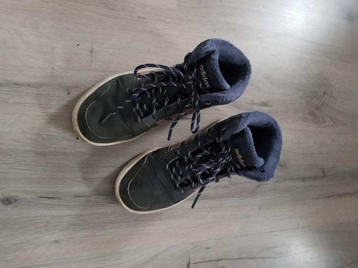 Schoenen Adidas meisje maat 36 2/3 dames, Kinderen en Baby's, Kinderkleding | Schoenen en Sokken, Zo goed als nieuw, Schoenen