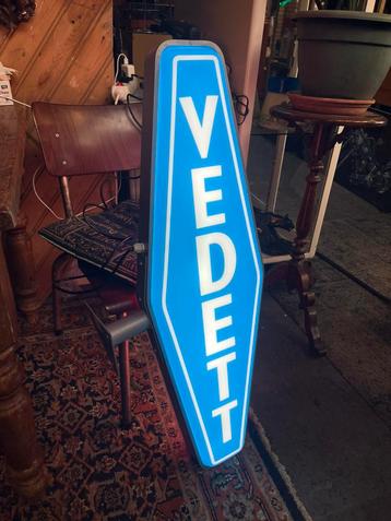 Vedett dubbelzijdige lichtbak beschikbaar voor biedingen