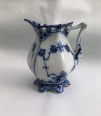 Royal Copenhagen -Blue fluted melkkan - Anold Krog - Denmark, Antiek en Kunst, Ophalen of Verzenden