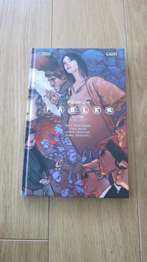 Fables boek 3,8,9,10,11 (Nederlandstalig), Boeken, Stripboeken, Zo goed als nieuw, Meerdere stripboeken, Ophalen of Verzenden