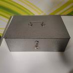 Vintage metalen geldkist Safety grijs 10.5x30x20.5 cm, Ophalen, Gebruikt, Metaal of Blik, Overige thema's