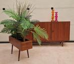 Vintage dressoir met drie deuren, 173cm, Huis en Inrichting, Kasten | Dressoirs, Ophalen, ., 150 tot 200 cm, .