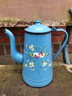 Fransblauw emaille koffiepot met dik opgelegde bloemen, Antiek en Kunst, Ophalen of Verzenden
