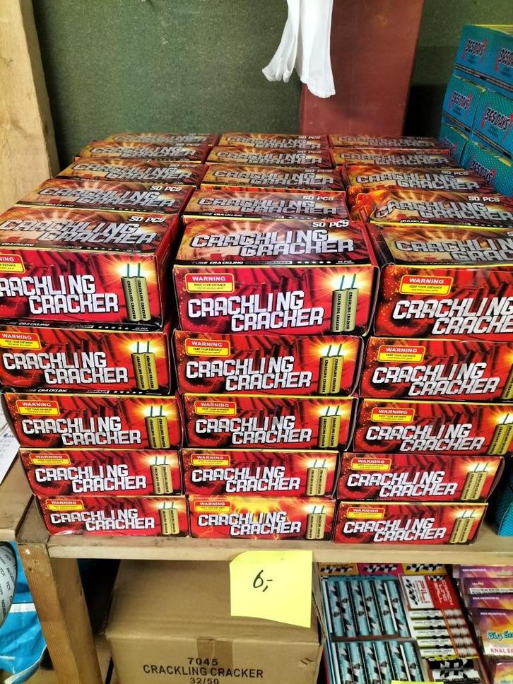 categorie 1 vuurwerk,volkomen legaal mag het hele jaar door, Hobby en Vrije tijd, Feestartikelen, Nieuw, Feestartikel, Geboorte of Huwelijk