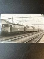 Foto locomotief NS 1150 met stalen D te Boxtel (±1978) 79, Verzamelen, Gebruikt, Ophalen of Verzenden, Trein