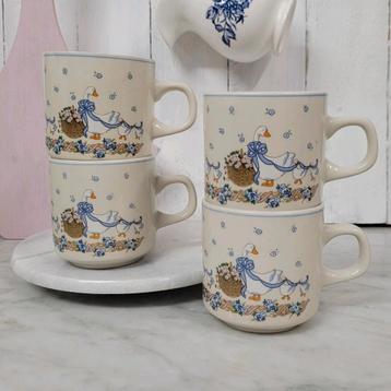 4 vintage mokken met ganzen beschikbaar voor biedingen