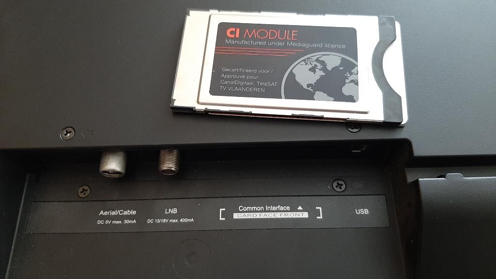 Camping TV, Caravans en Kamperen, Kampeeraccessoires, Gebruikt, Ophalen