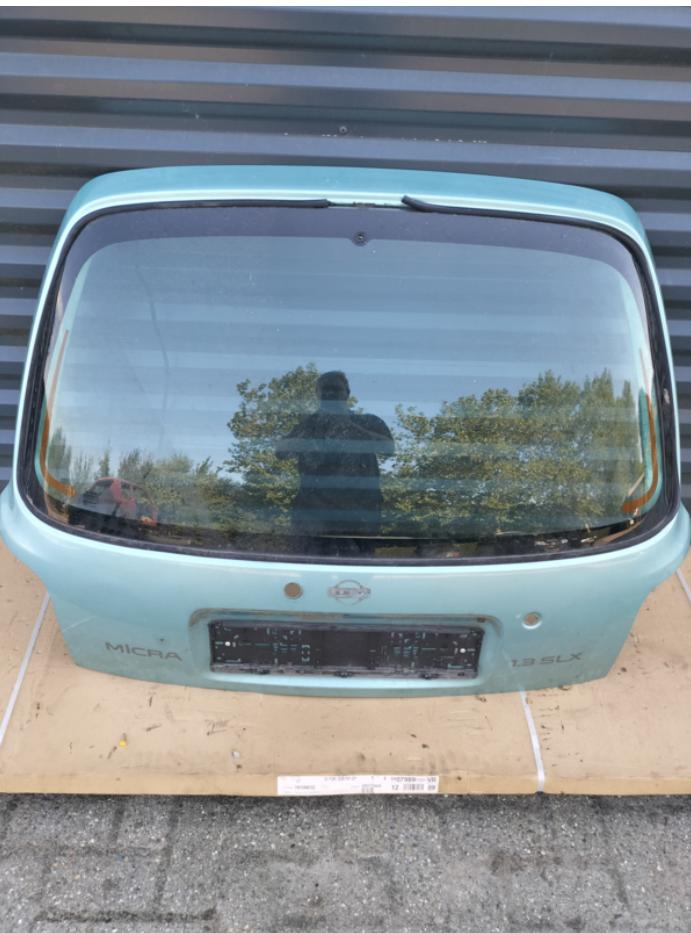 Verschillende carrosserie onderdelen Nissan Micra k11, Ophalen of Verzenden, Links, Nissan, Achterklep