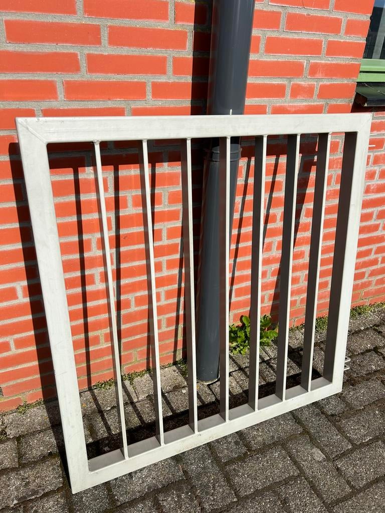 Loopdeur. Loophek. Poortdeur., Ophalen, Zo goed als nieuw, IJzer, Tuinhek