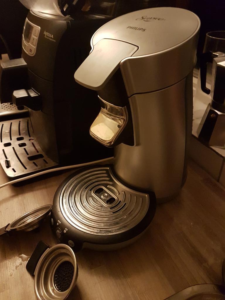 Philips Senseo Viva Café Plus HD7828 - Koffieapparaat, Koffiepads en cups, Koffiemachine, Ophalen of Verzenden, Zo goed als nieuw