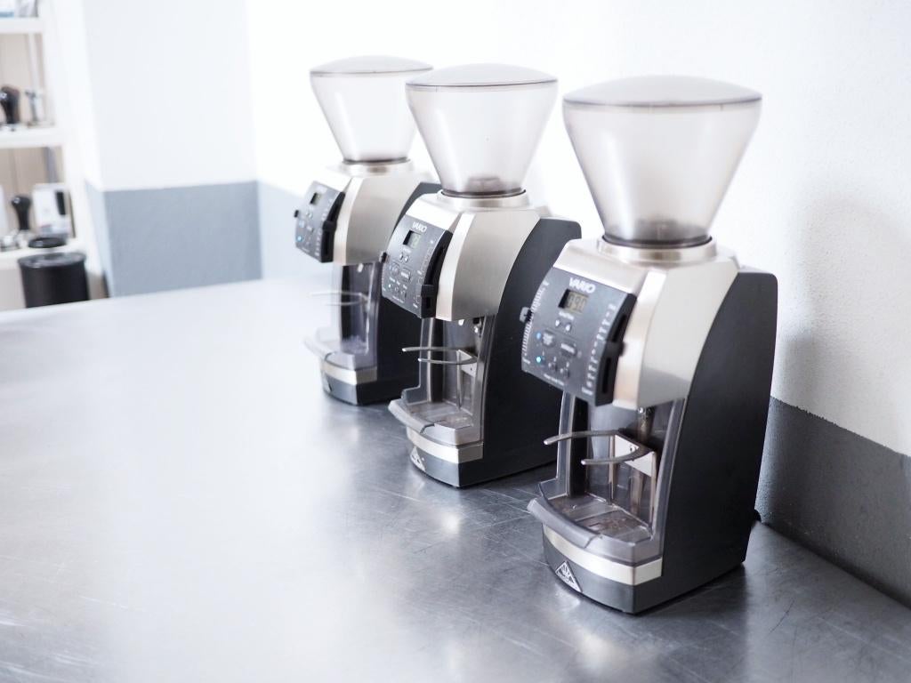 Mahlkonig Vario digitale grind on demand maler met timer, Hemro International AG, Gebruikt, Ophalen of Verzenden, Koffiemolen