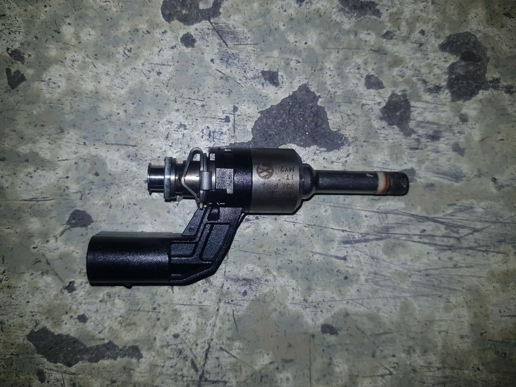 Injector Volkswagen Golf VI 1.4 TSI 16V 2010, Ophalen of Verzenden