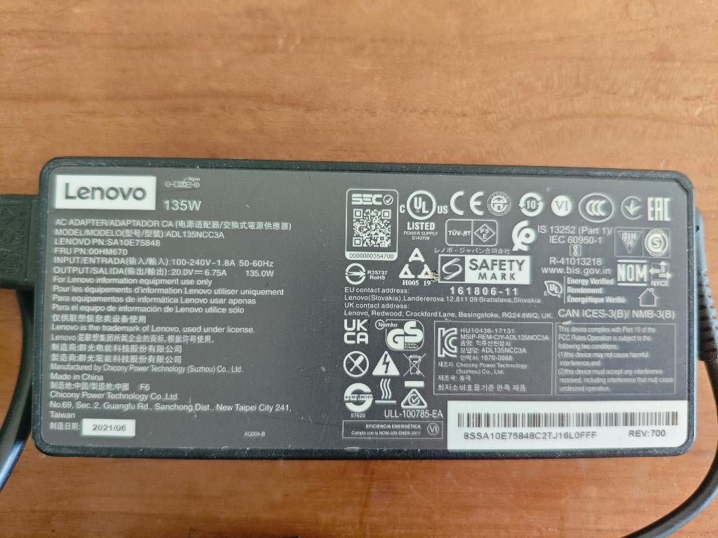 Lenovo 135W adapter, Ophalen of Verzenden, Zo goed als nieuw, Lenovo