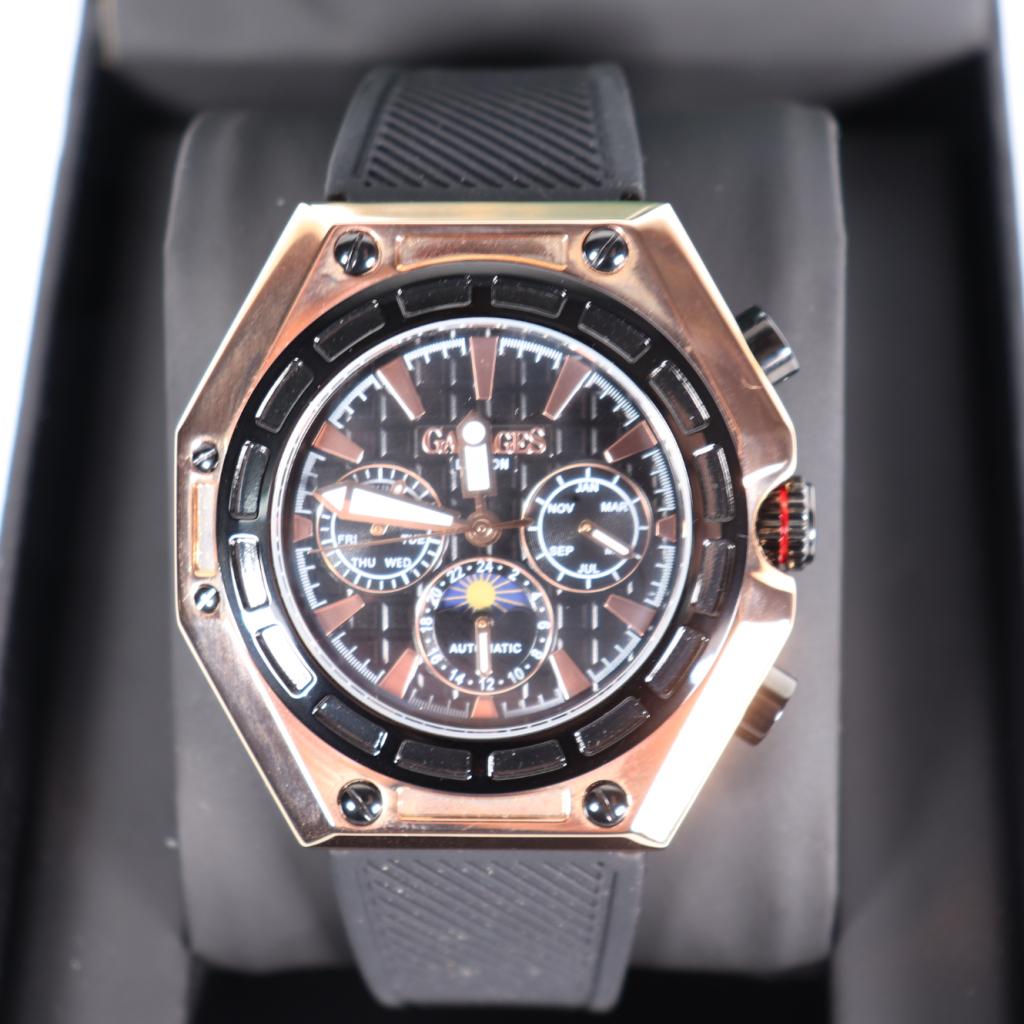 Gamages London Vault  Rose Black   Horloge (48mm) - A Grade, Gamages of London, Gebruikt, Info@gamages.london, 164-182 Oxford Street, Westminster