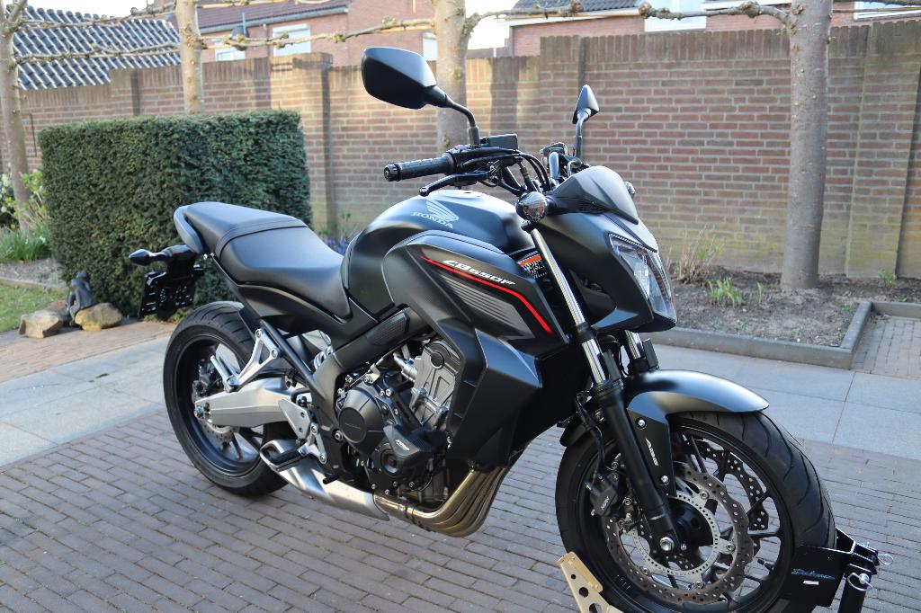 Honda CB650F - A2 Mogelijk!, Honda, 4 cilinders, Motorrijbewijs A, Meer dan 35 kW