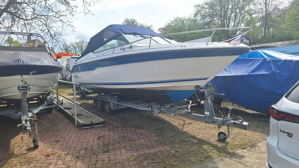 Sea Ray 220 Overnighter 1989 met Pega trailer, Watersport en Boten, Motorboten en Motorjachten, Gebruikt, 50 pk of meer, Ophalen of Verzenden